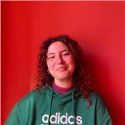 Mi chiamo Alice, vivo a Torino e sono disponibile a insegnare inglese a studenti di elementari e medie.